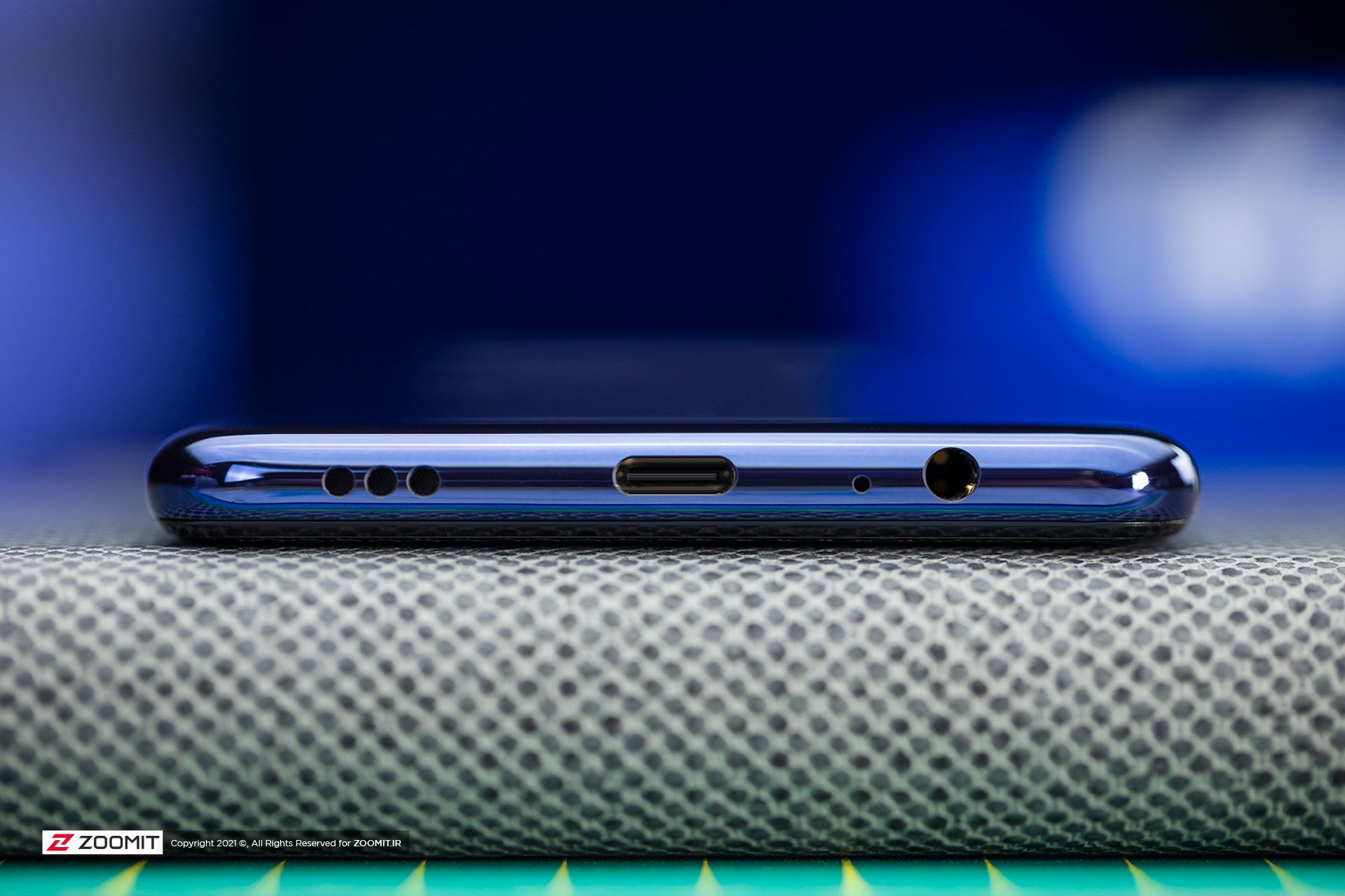 بررسی ال جی K51S لبه پایین و پورت ها