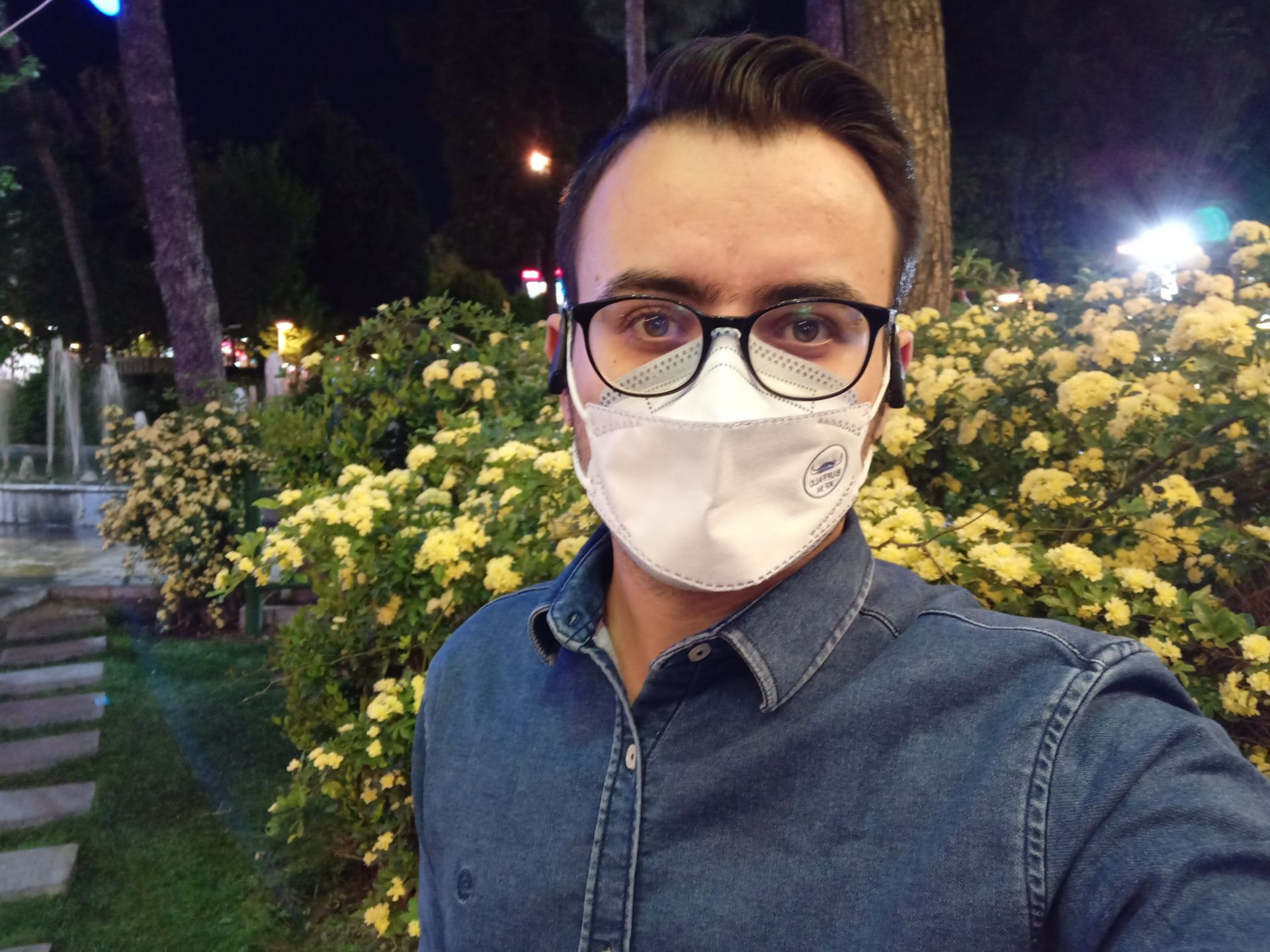 عکس نمونه سلفی ال جی K61 - مهرداد عیسی لو