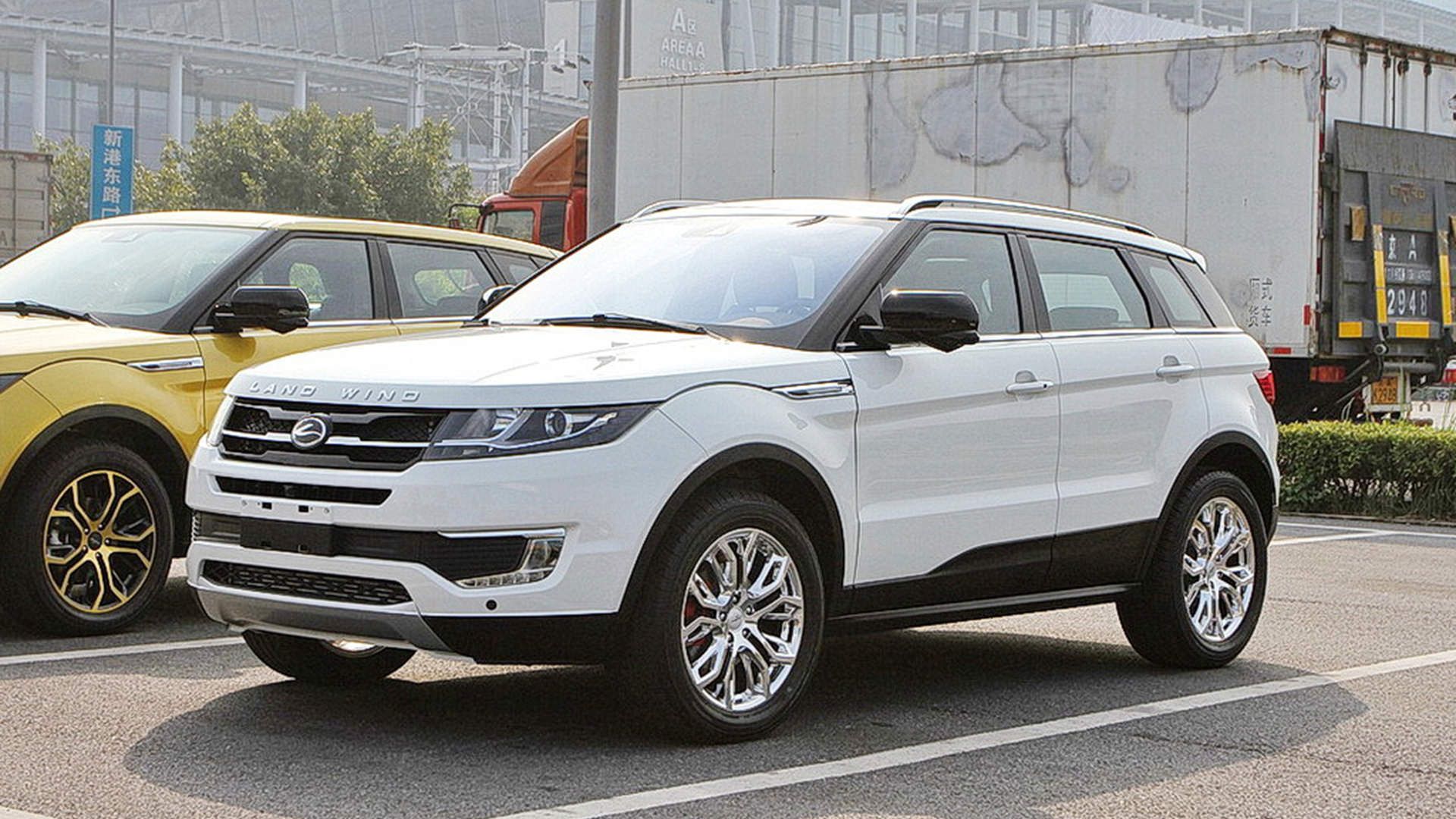 جیانگلینگ لندویند ایکس 7 / Jiangling Land Wind X7 سفید رنگ