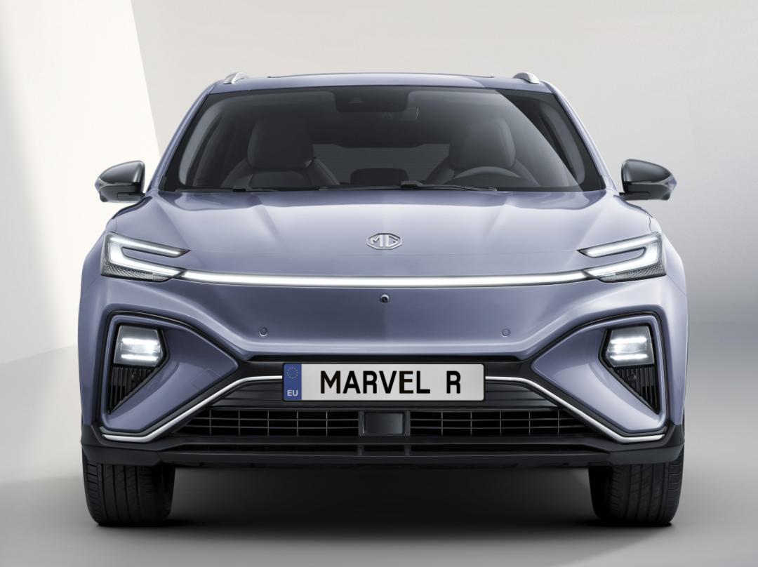 نمای روبرو شاسی بلند برقی ام جی مارول MG Marvel R