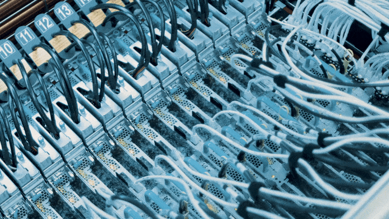 نحوه عملکرد سیستم خنک کننده سرور در مایع مایکروسافت