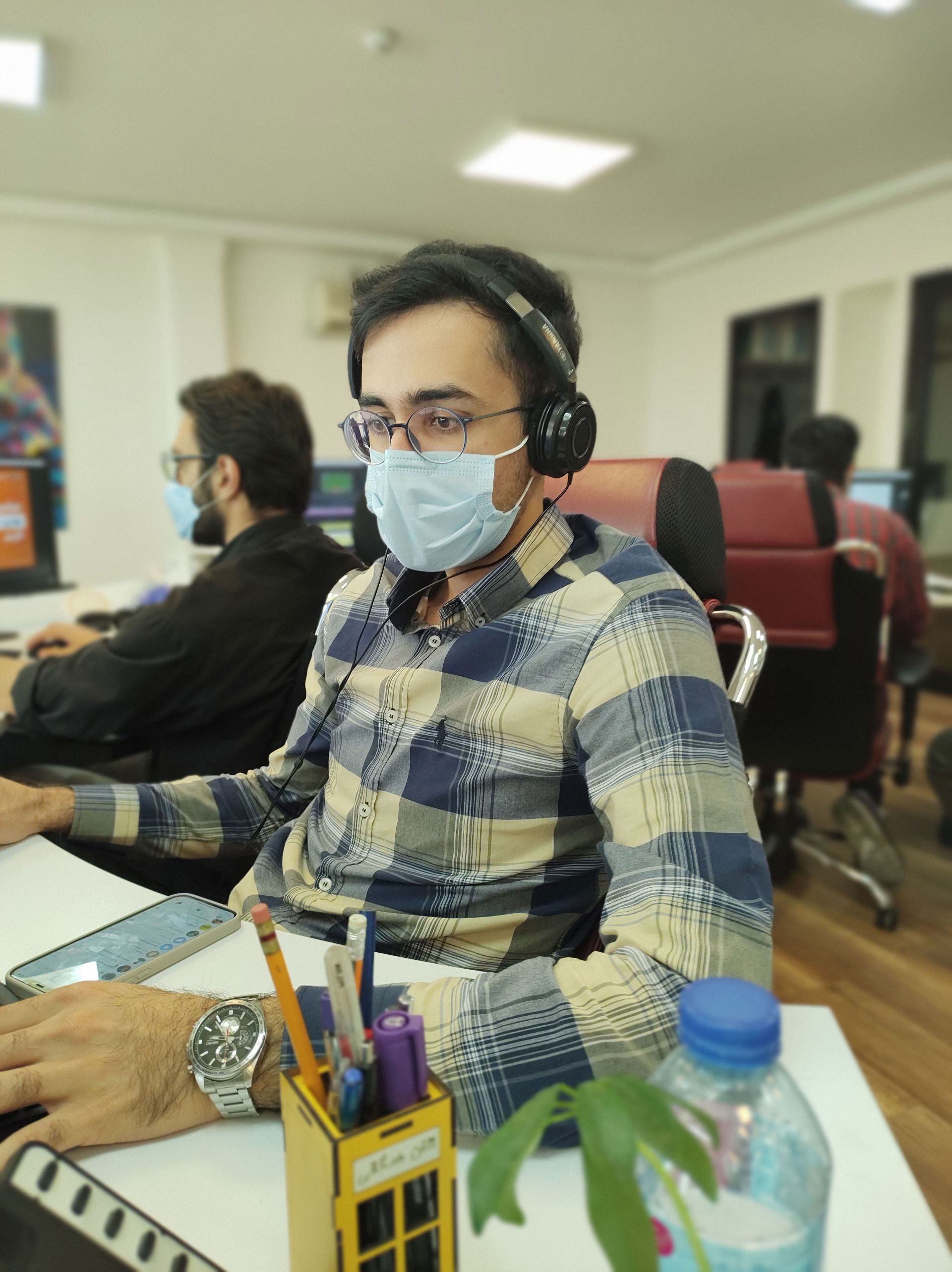 نمونه عکس دوربین پرتره موتورولا موتو جی ۹ پلاس - کیوان هندی