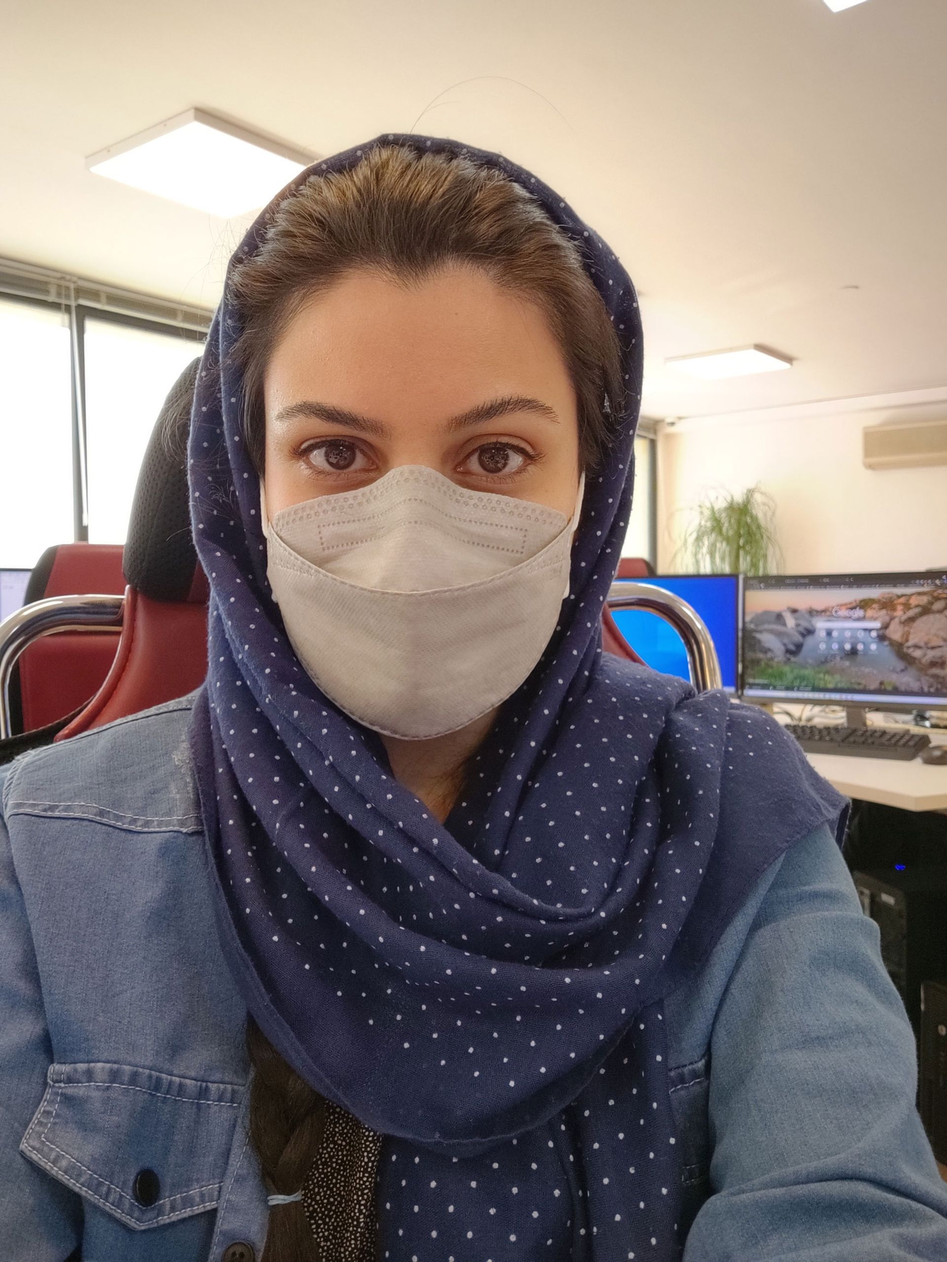 نمونه عکس دوربین سلفی موتورولا موتو جی ۹ پلاس - فاطمه مختاری