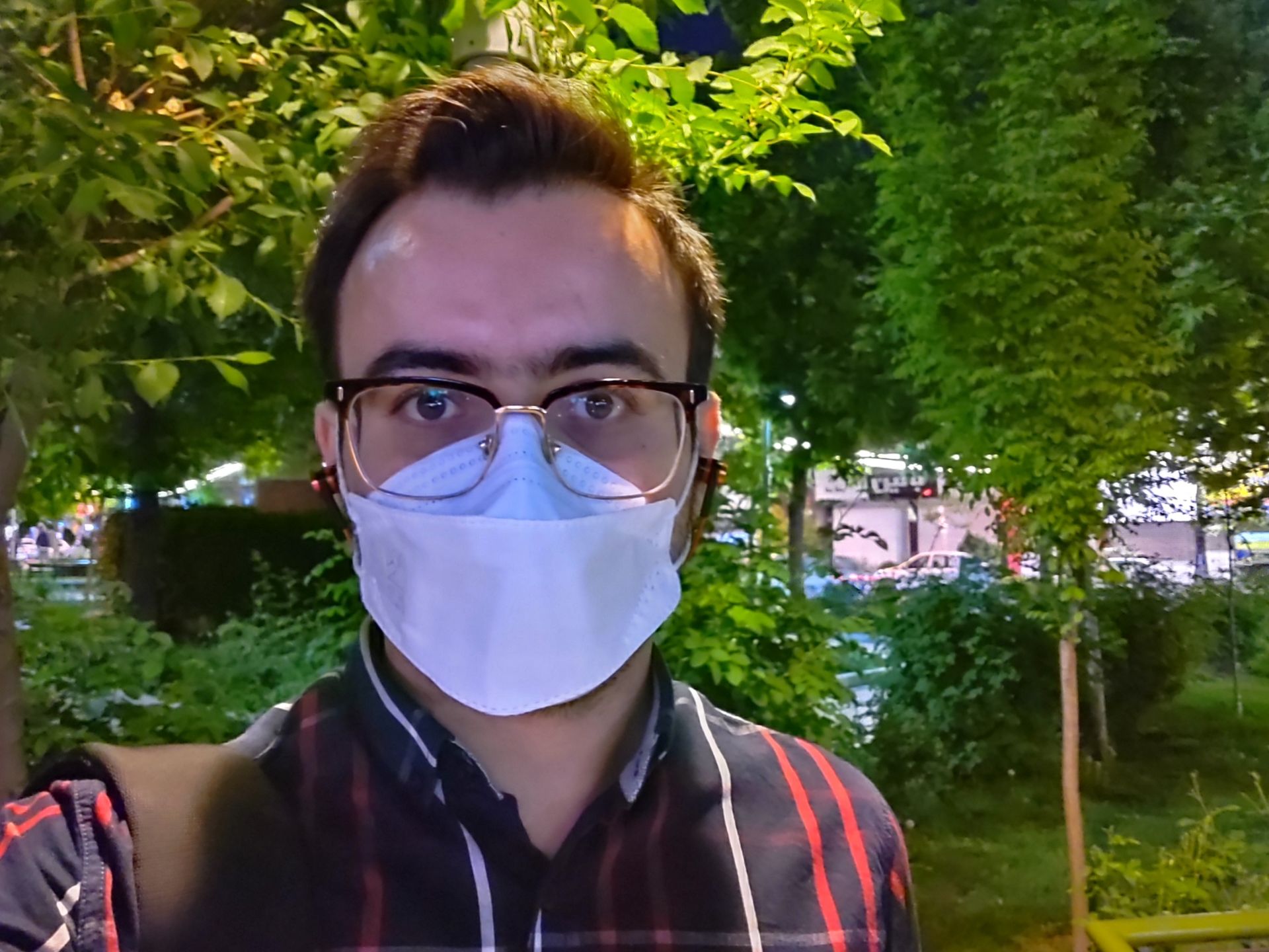 نمونه عکس دوربین سلفی موتورولا موتو جی ۹ پلاس - مهرداد عیسی‌لو