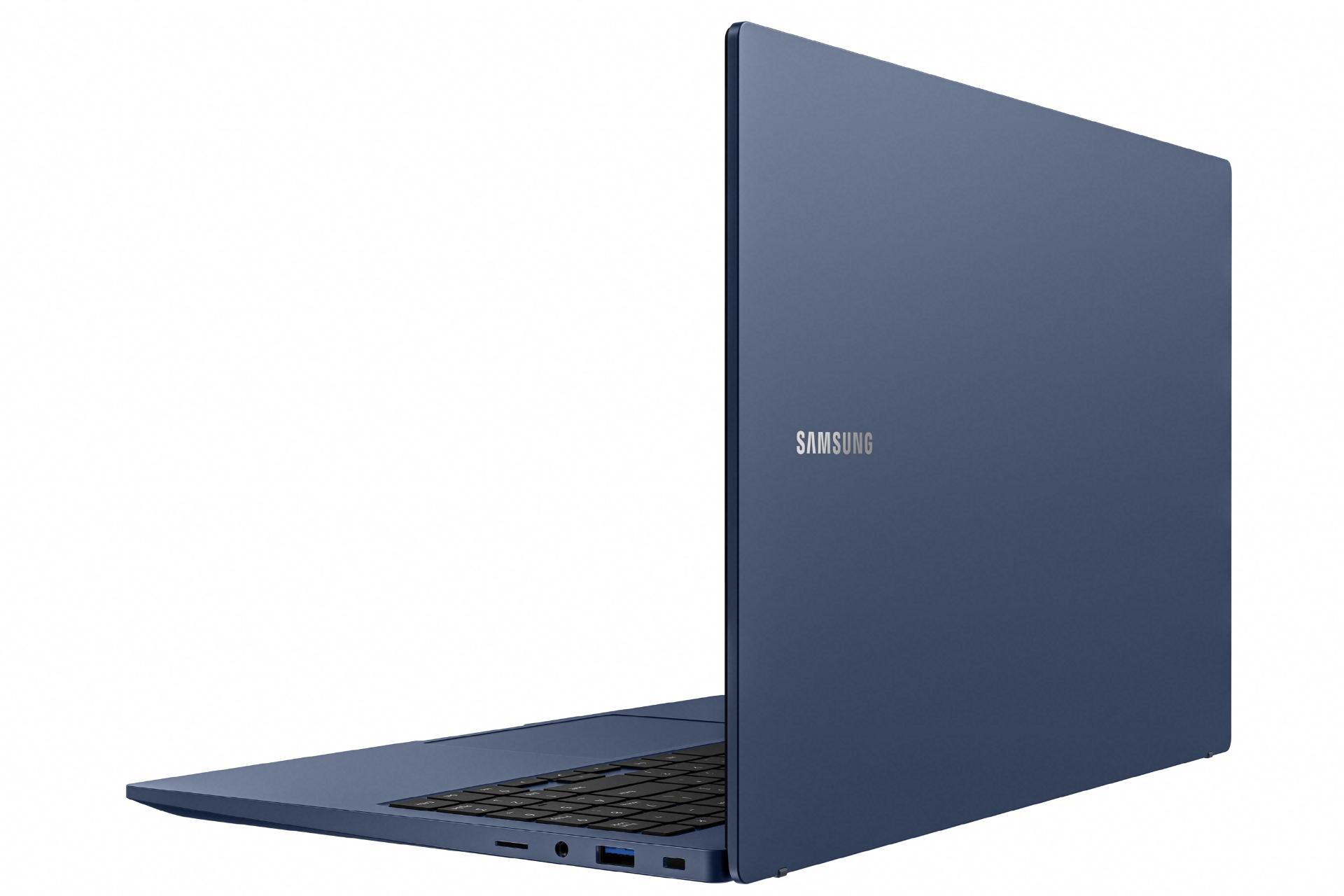 نمای پشت لپ تاپ گلکسی بوک 2021 سامسونگ / Galaxy Book