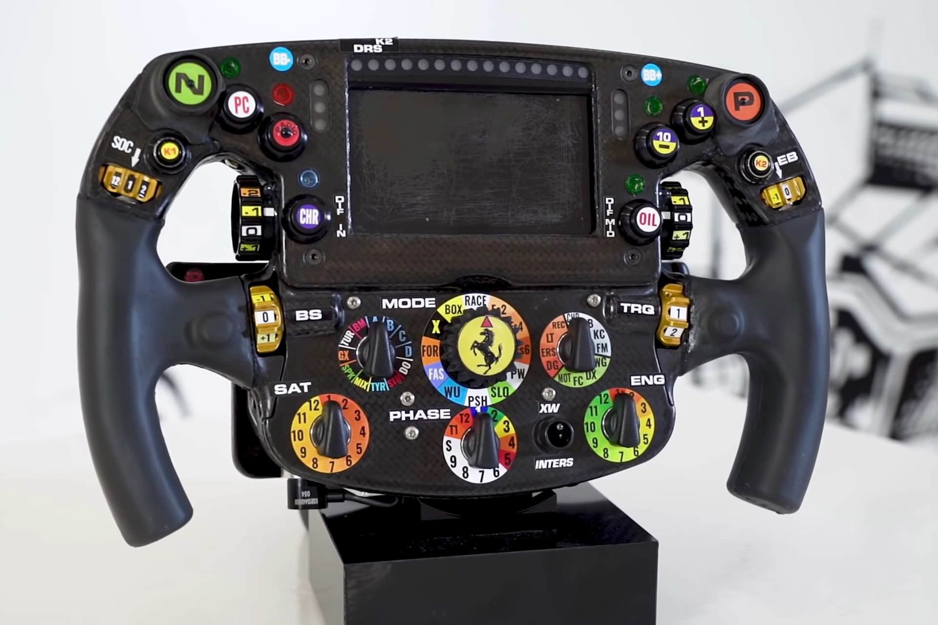 غربیلک فرمان خودرو فرمول یک / Formula One فراری / Ferrari