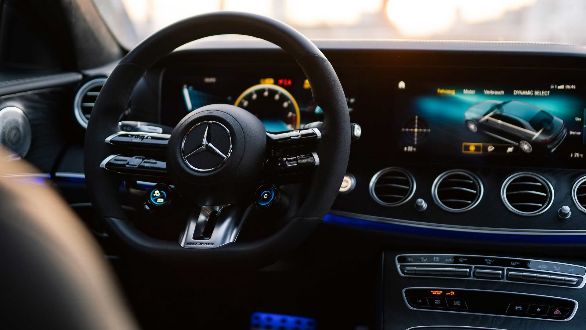کابین و داشبورد برابوس 800 مرسدس آ ام گ ای 63 / Brabus 800 Mercedes-AMG E63 سیاه رنگ