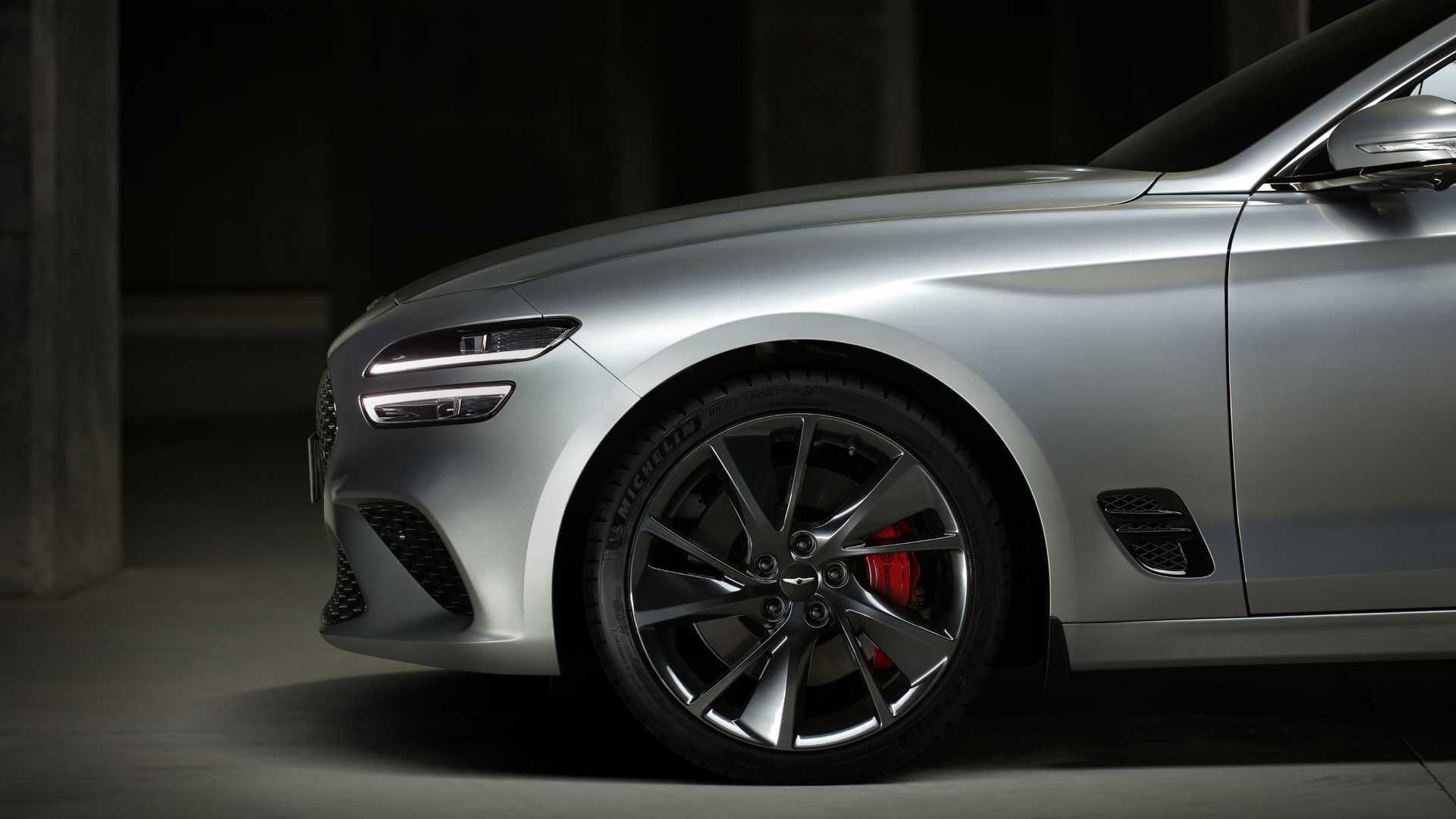 چرخ جلو جنسیس جی 7-شوتینگ بریک / Genesis G70 Shooting Brake خاکستری رنگ