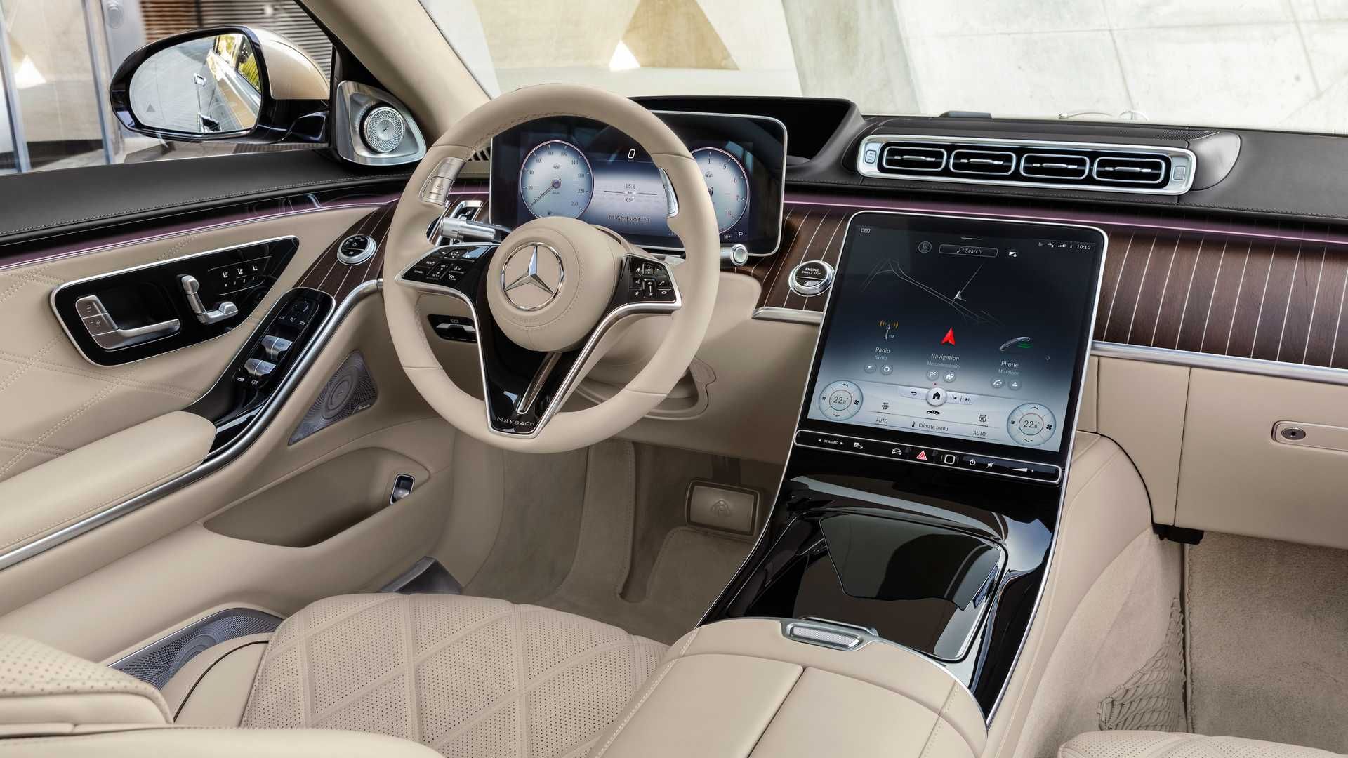داشبورد و کابین مرسدس میباخ اس 680 اس کلاس / Mercedes-Maybach S680 S-Class