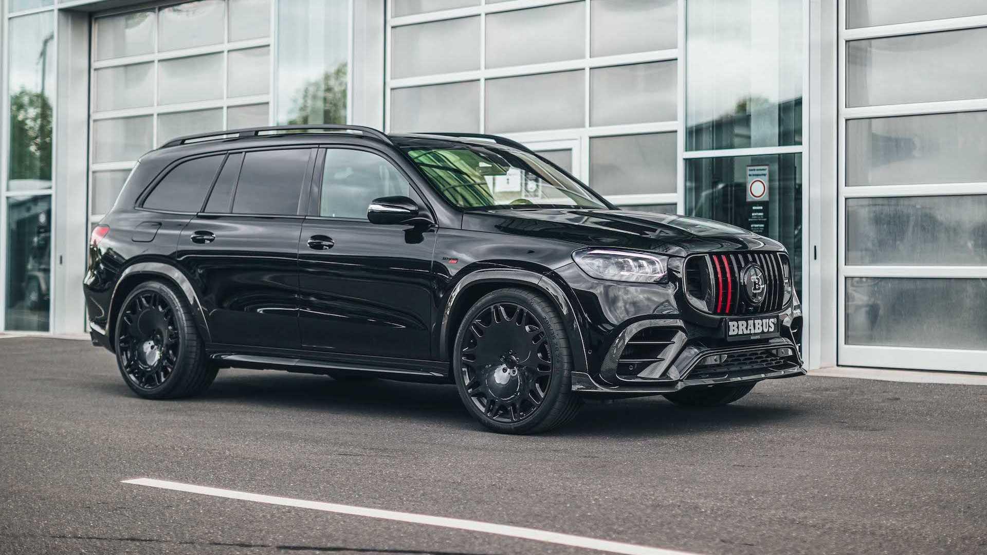 نمای کناری شاسی بلند برابوس مرسدس آ ام گ جی ال اس 63 / Brabus Mercedes-AMG GLS 63 مشکی رنگ