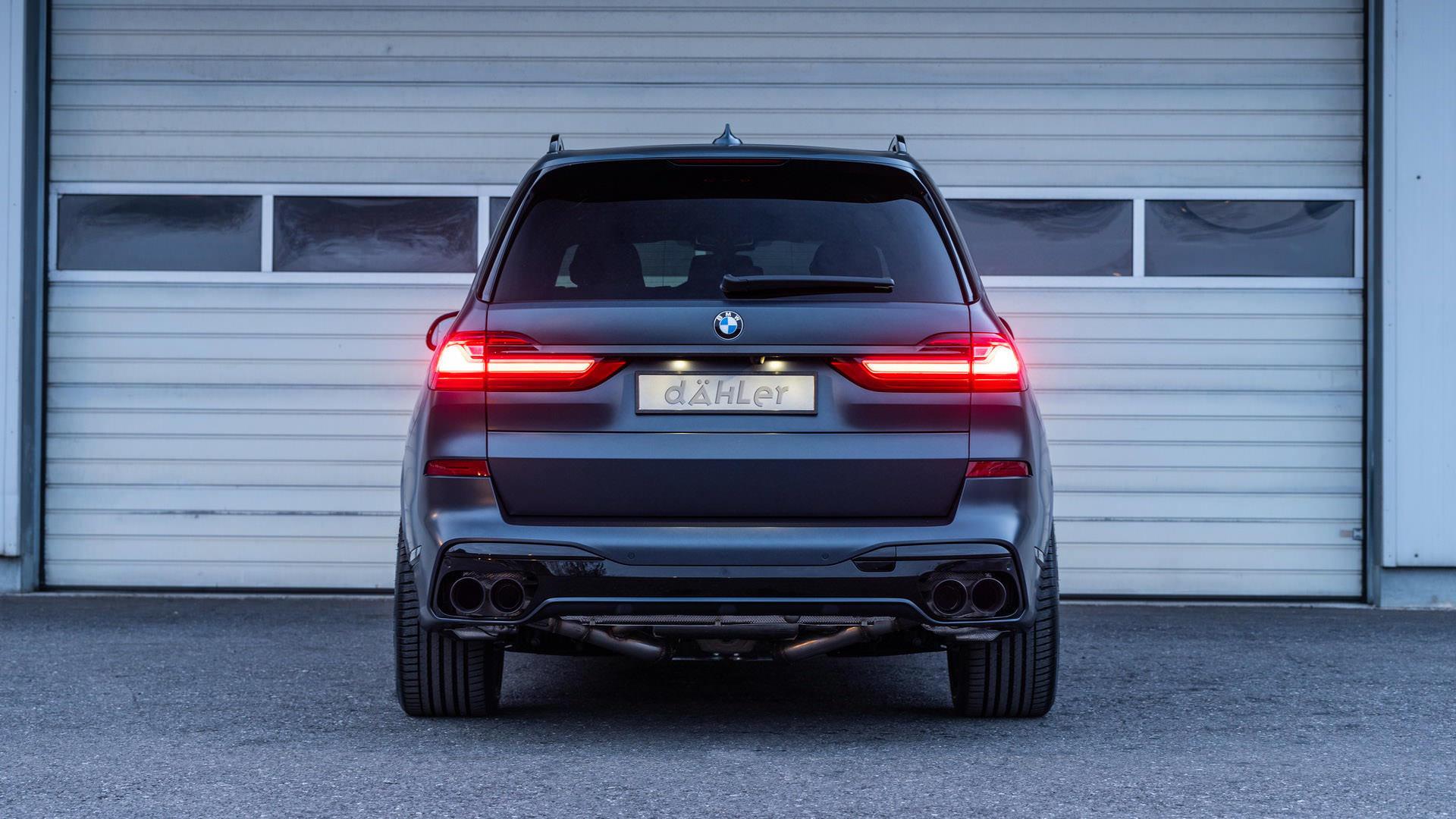 چراغ عقب خودرو شاسی بلند بی ام و ایکس 7 تیونینگ داهلر / Dahler BMW X7 SUV