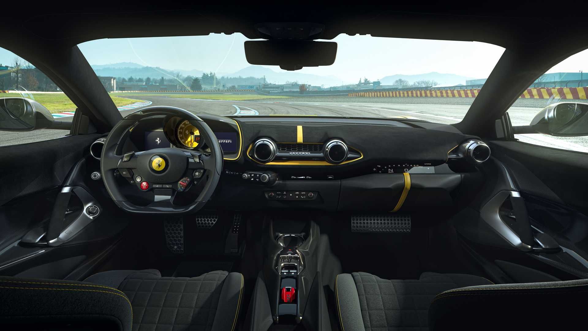 مرجع متخصصين ايران Ferrari 812 Competizione  فراري 812 كامپتزيونه نماي داخلي