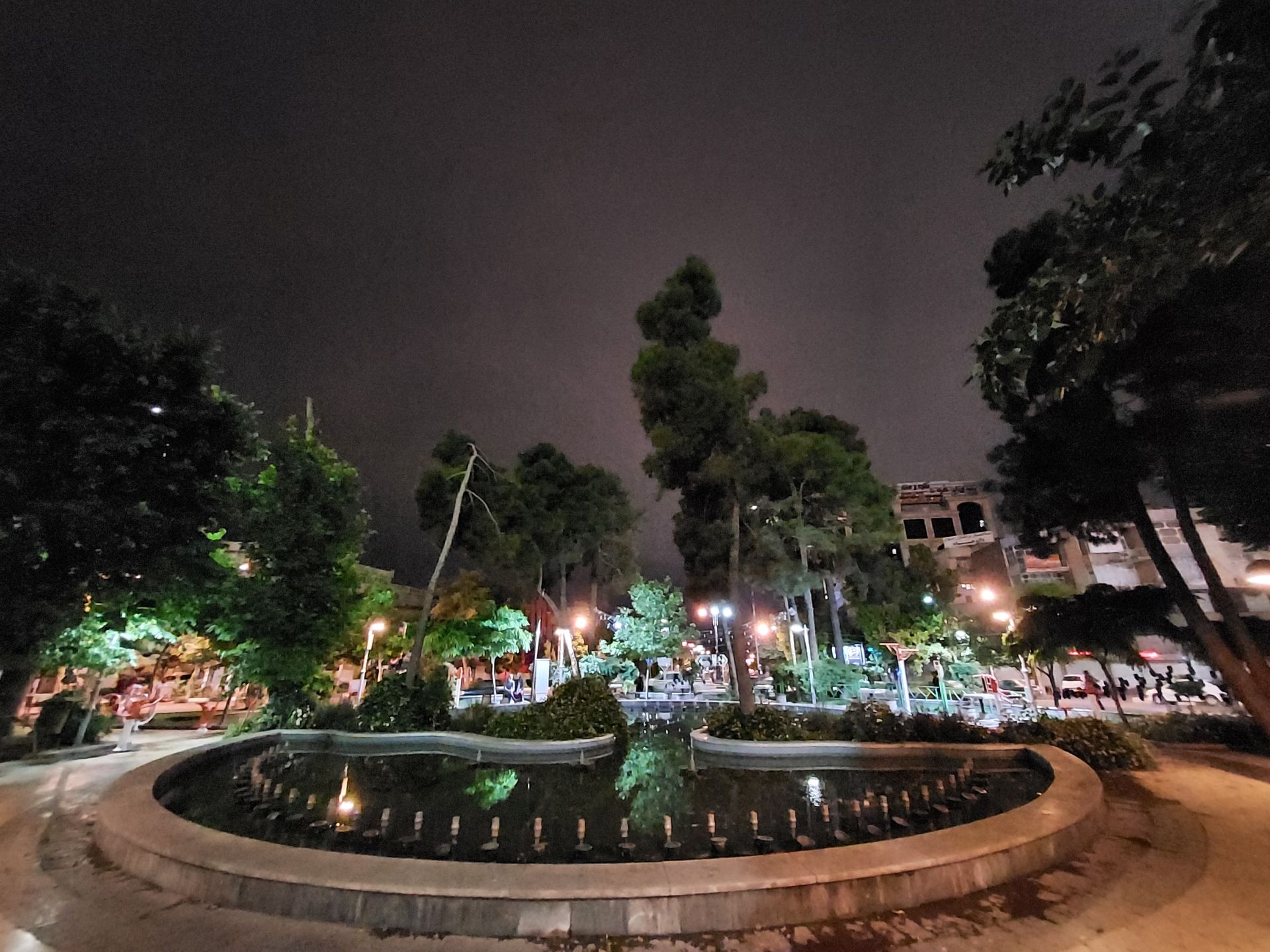 عکس نمونه اولتراواید گلکسی A42 سامسونگ - پارک میدان هفت حوض