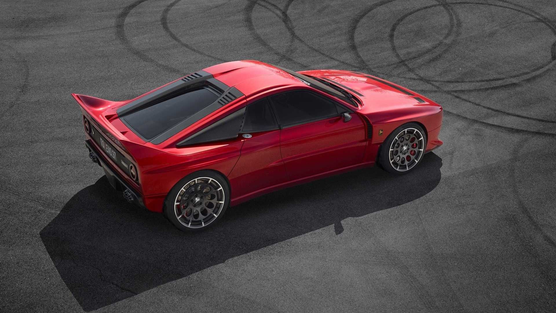 نمای سه چهارم عقب کیمرا ایوو 37 لانچیا 037 / Kimera EVO37 Lancia 037 قرمز رنگ