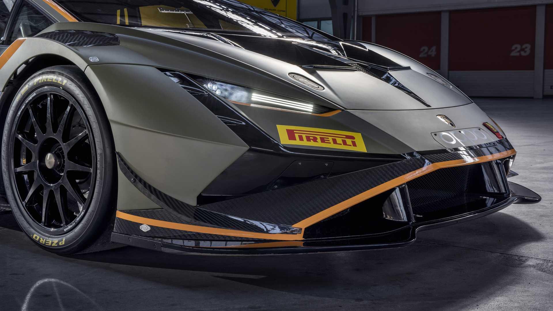 بخش جلویی سوپراسپرت لامبورگینی هوراکان سوپر تروفئو اوو2 / Lamborghini Huracan Super Trofeo EVO2