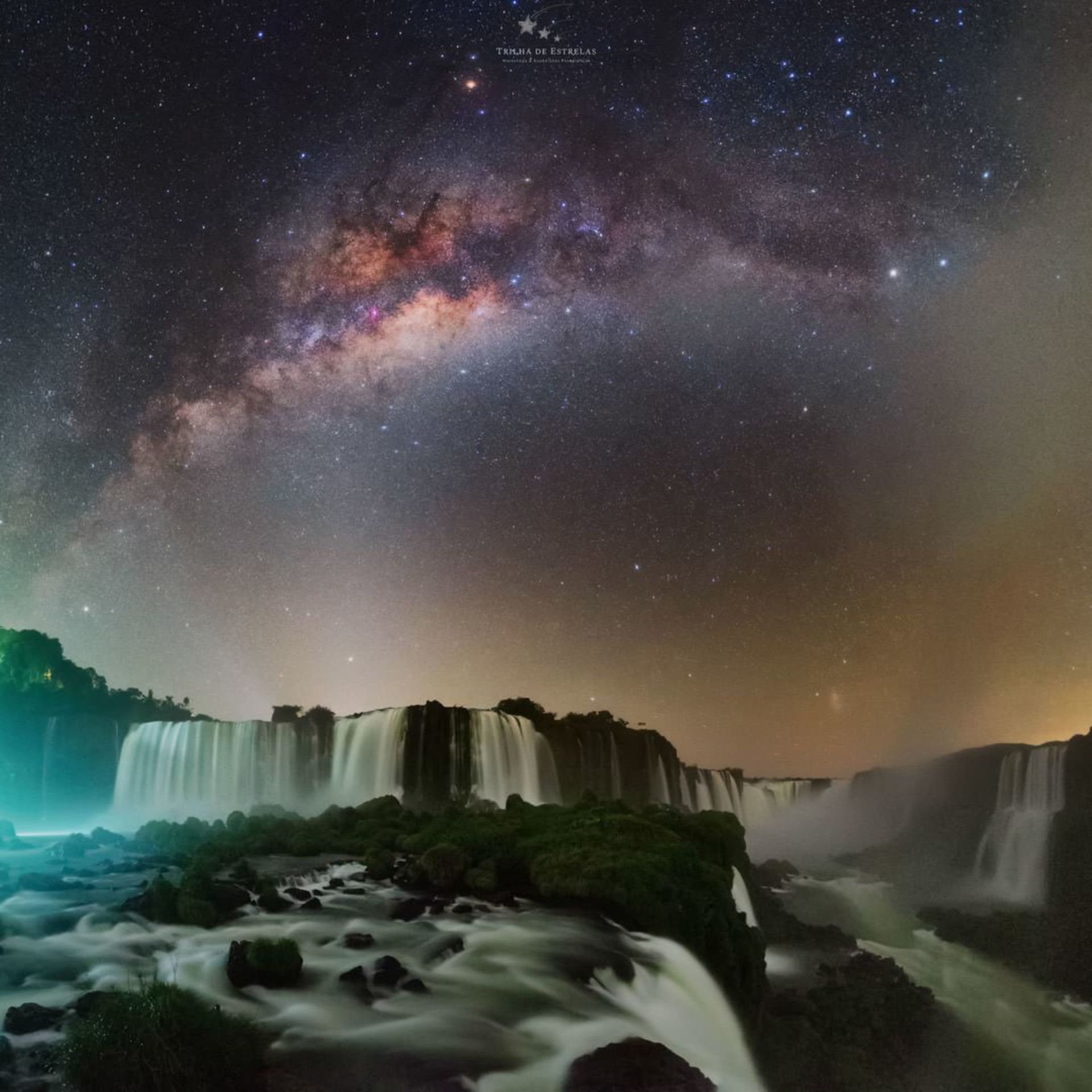  گلوگاه شیطان  / ویکتور لیما  / آبشار ایگواسو /  عکاس سال کهکشان راه‌ شیری ۲۰۲۱