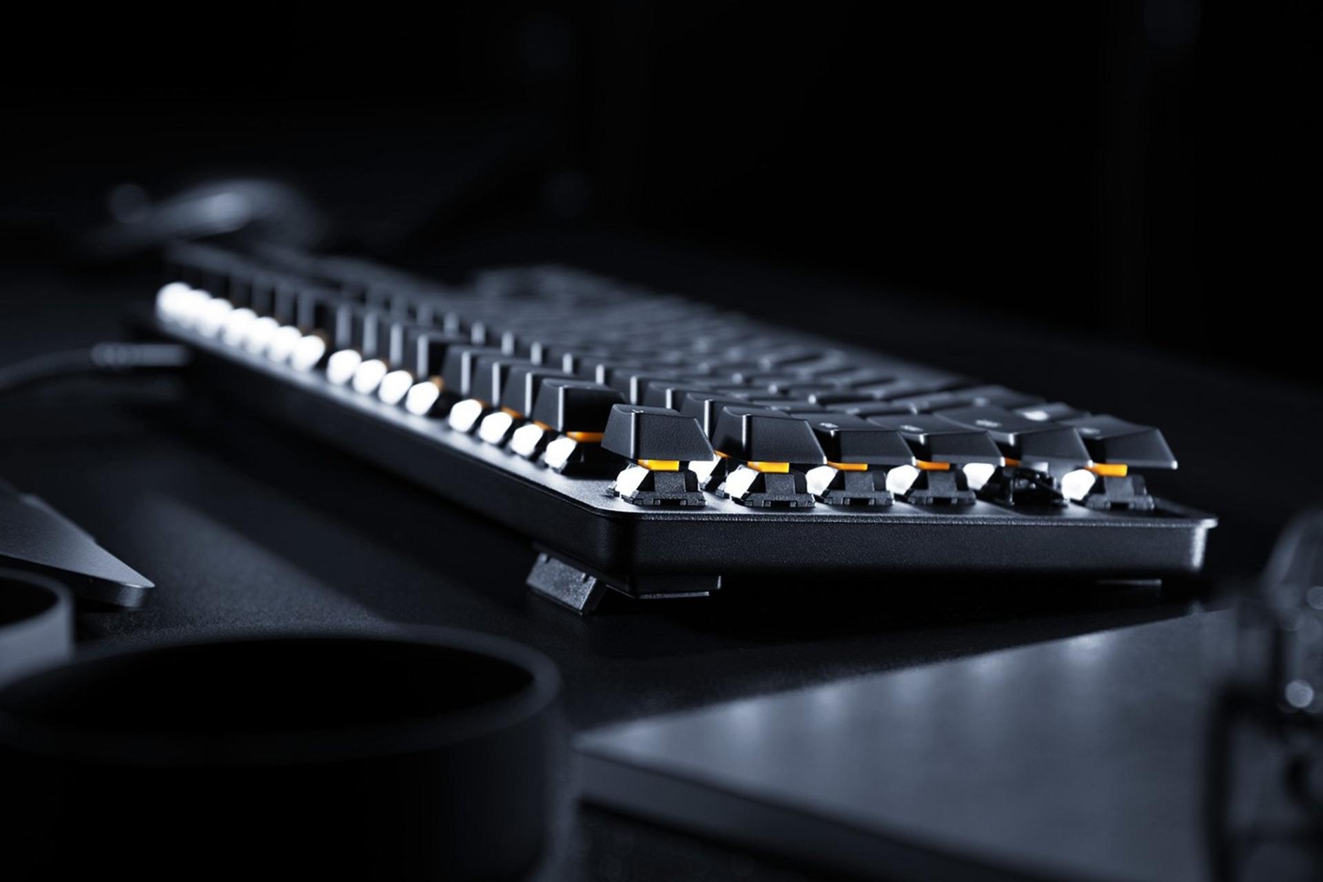 نمای سمت چپ کیبورد Razer BlackWidow Lite مشکی