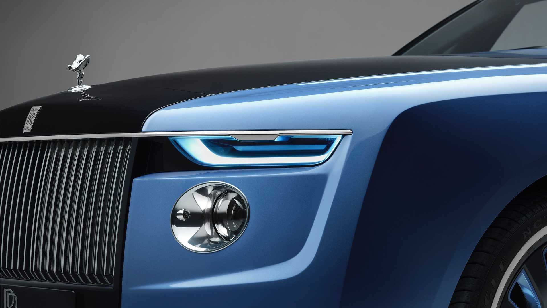 چراغ جلو رولزرویس بوت تیل / Rolls-Royce Boat Tail آبی رنگ