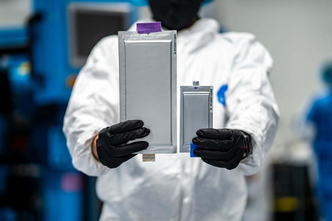 سلول باتری حالت جامد / Solid State Battery Cell