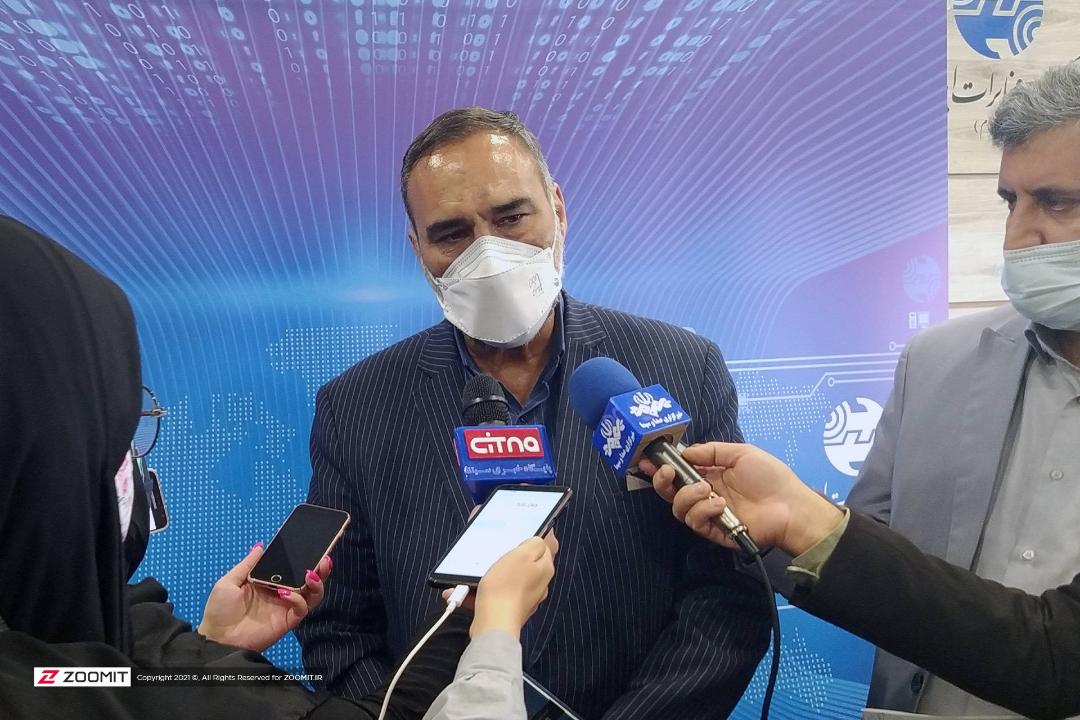 مجید سلطانی، مدیرعامل شرکت مخابرات درحال مصاحبه