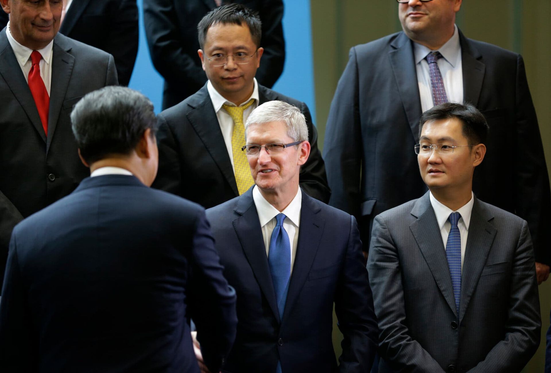 تیم کوک در چین / Tim Cook in China