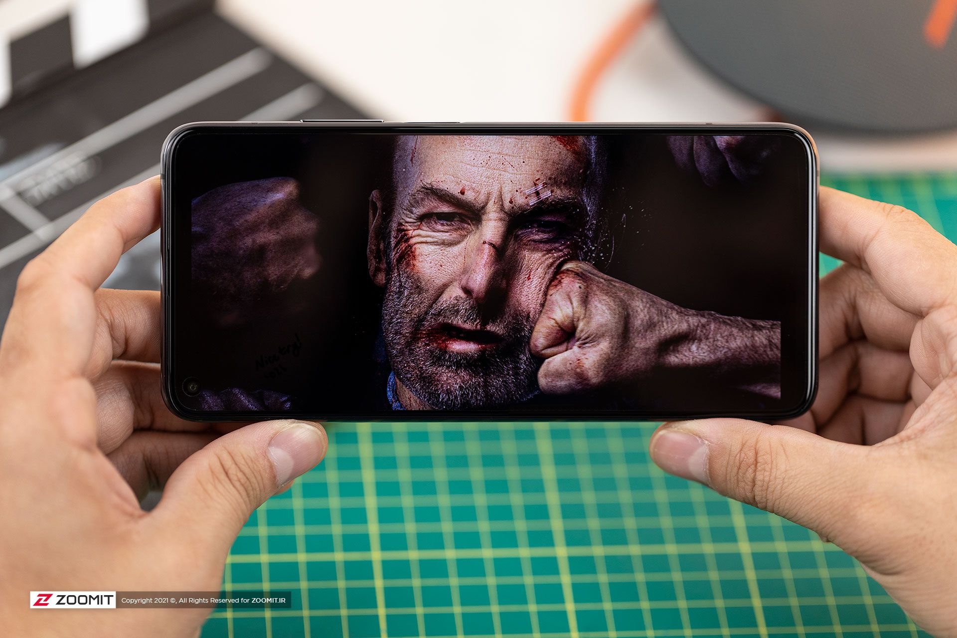 فیلم Nobody روی گوشی شیائومی می 10 تی