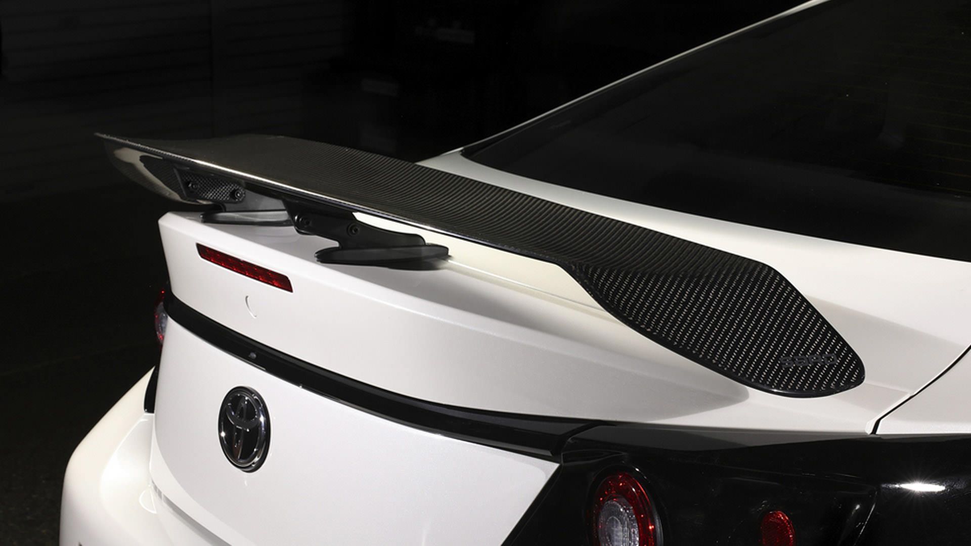 بال عقب مفهومی تویوتا جی آر 86 جی تی وان / Toyota GR 86 GT1 تیونینگ SARD 