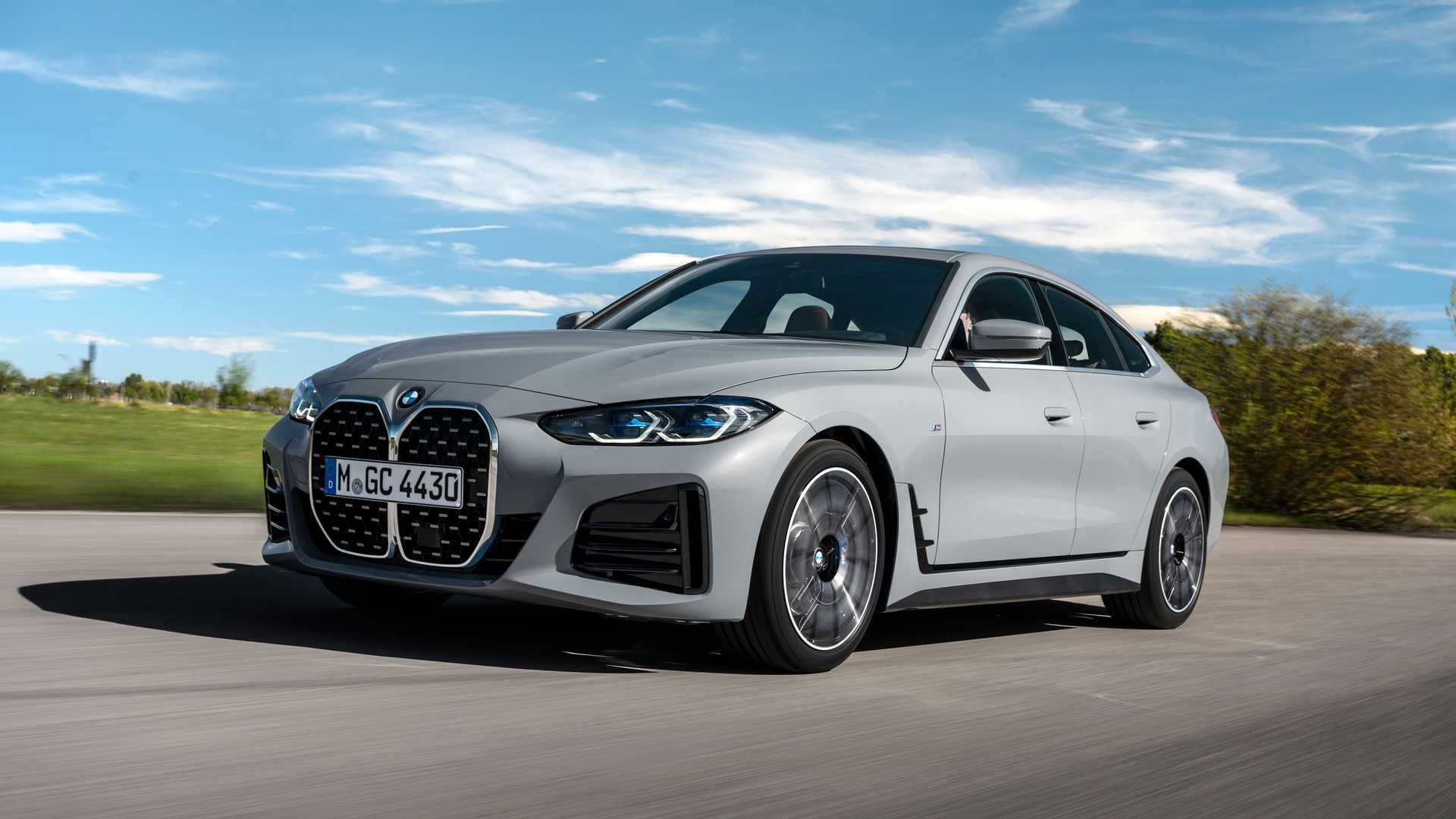 بی ام و سری 4 گرن کوپه / 2022 BMW 4 Series Gran Coupe سفید رنگ