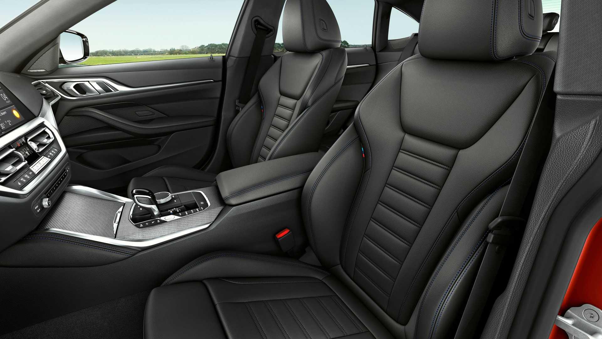 کابین بی ام و سری 4 گرن کوپه / 2022 BMW 4 Series Gran Coupe قرمز رنگ