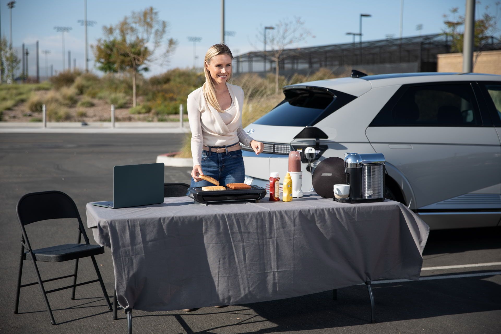 خودروی برقی هیوندای آیونیک 5 / Hyundai Ionic 5 به عنوان ژنراتور برق