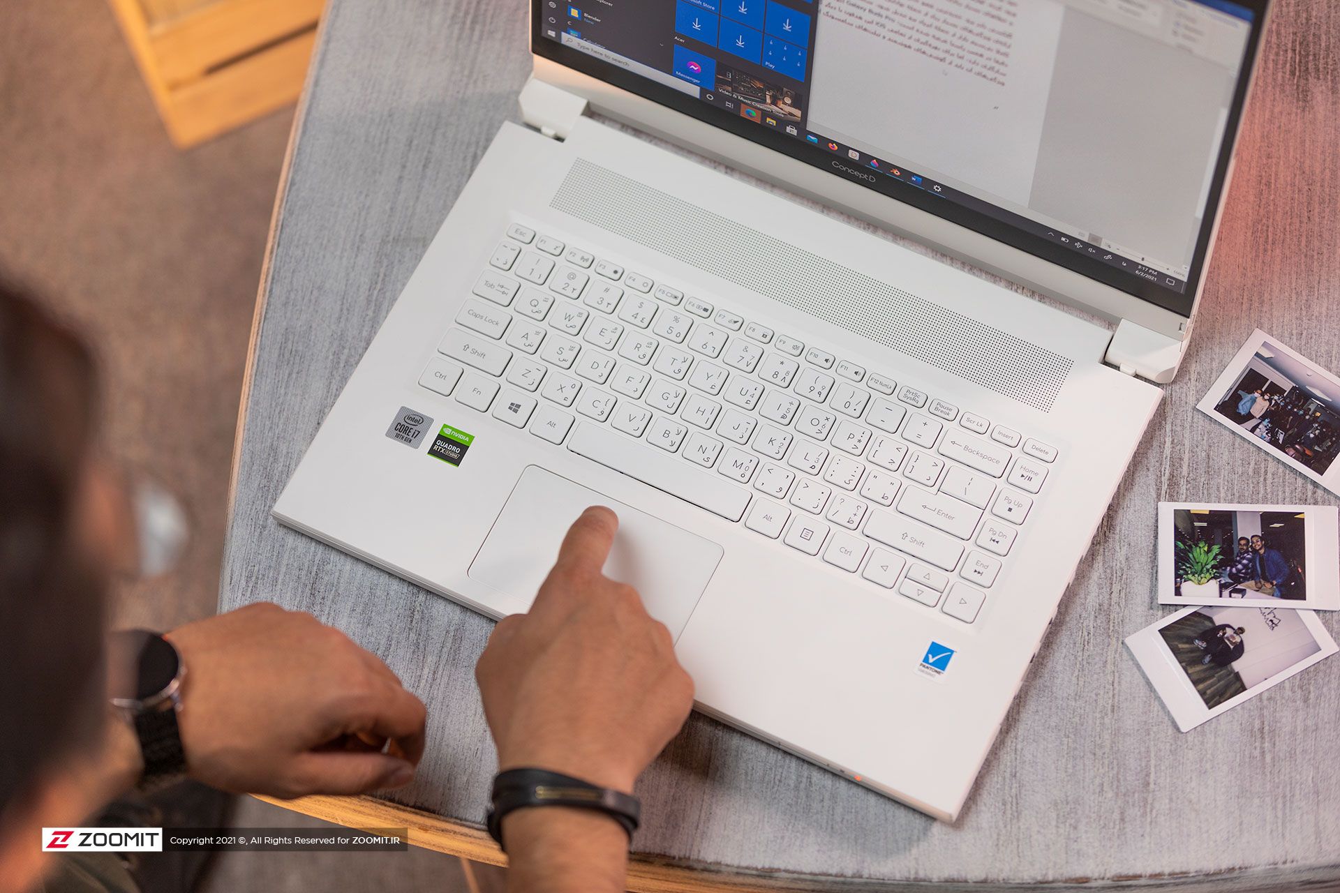 کار با ترک پد لپ تاپ ایسر ConceptD 7 Ezel Pro