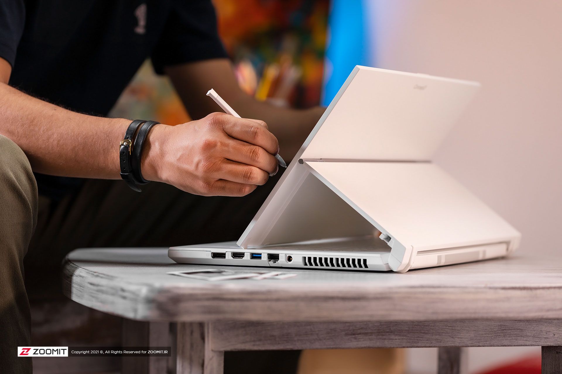 کار با قلم لپ تاپ ایسر ConceptD 7 Ezel Pro