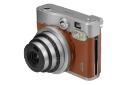 نمای راست دوربین عکاسی فوجی فیلم مینی 90 نئو کلاسیک FUJIFILM Instax Mini 90 Neo Classic قهوه ای
