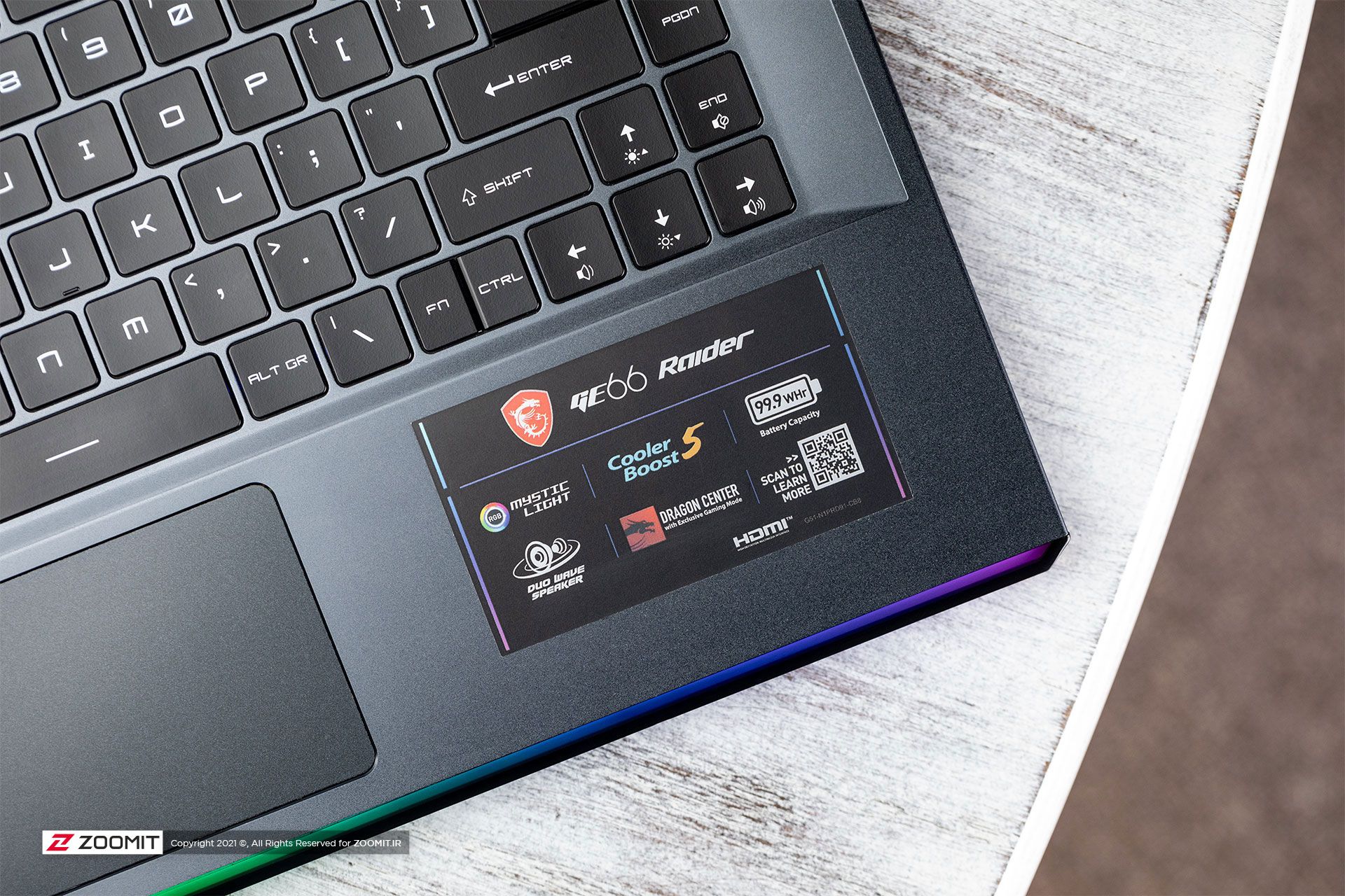 برچسب های روی لپ تاپ MSI GE66 Raider