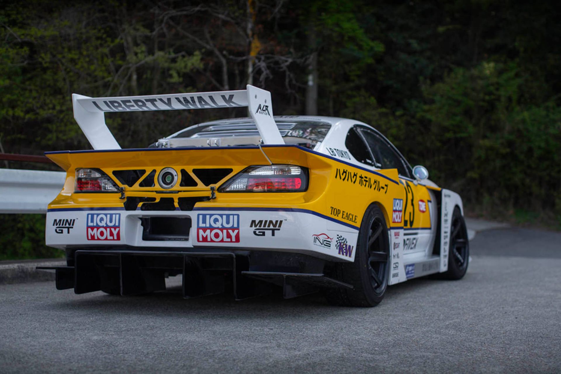 نمای عقب نیسان سیلویا تیونینگ لیبرتی واک / Liberty Walk Nissan S15