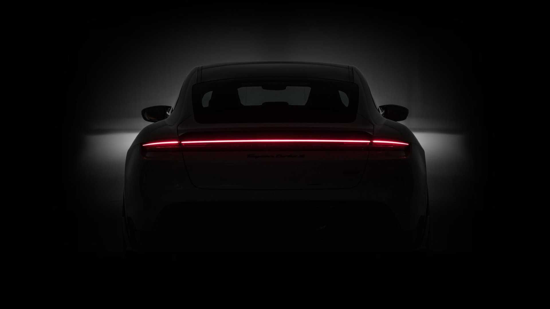 چراغ عقب پورشه تایکان تیونینگ منصوری / Mansory Porsche Taycan سفید رنگَ