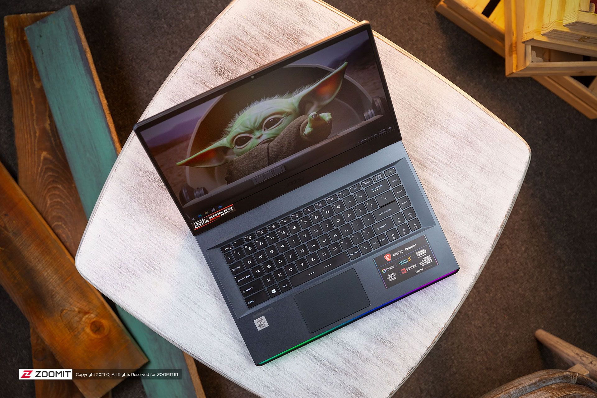 لپ تاپ MSI GE66 Raider از نمای بالا