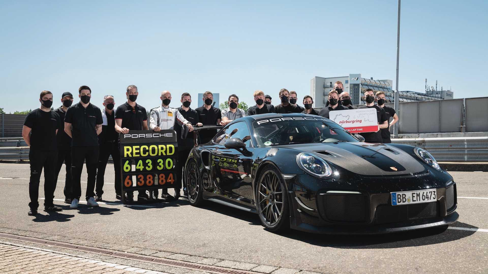 رکوردگیری پورشه 911 جی تی 2 آر اس / Porsche 911 GT2 RS تیونینگ Manthey Racing در پیست نوربرگ رینگ