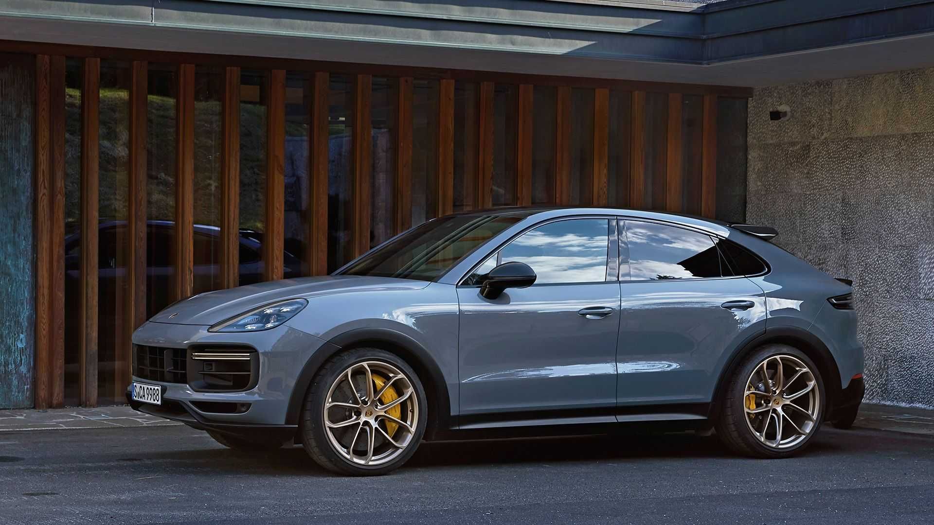 Porsche Cayenne Turbo GT نمای جانبی  پورشه کاین توربو جی تی