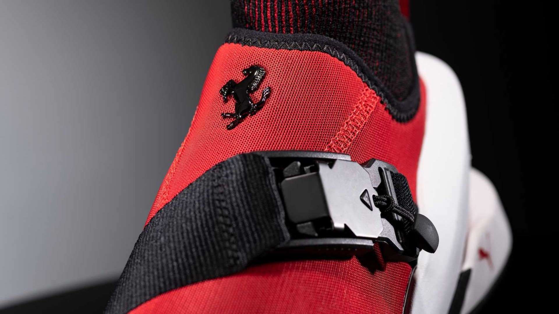 کفش پوما مدل فراری sf90