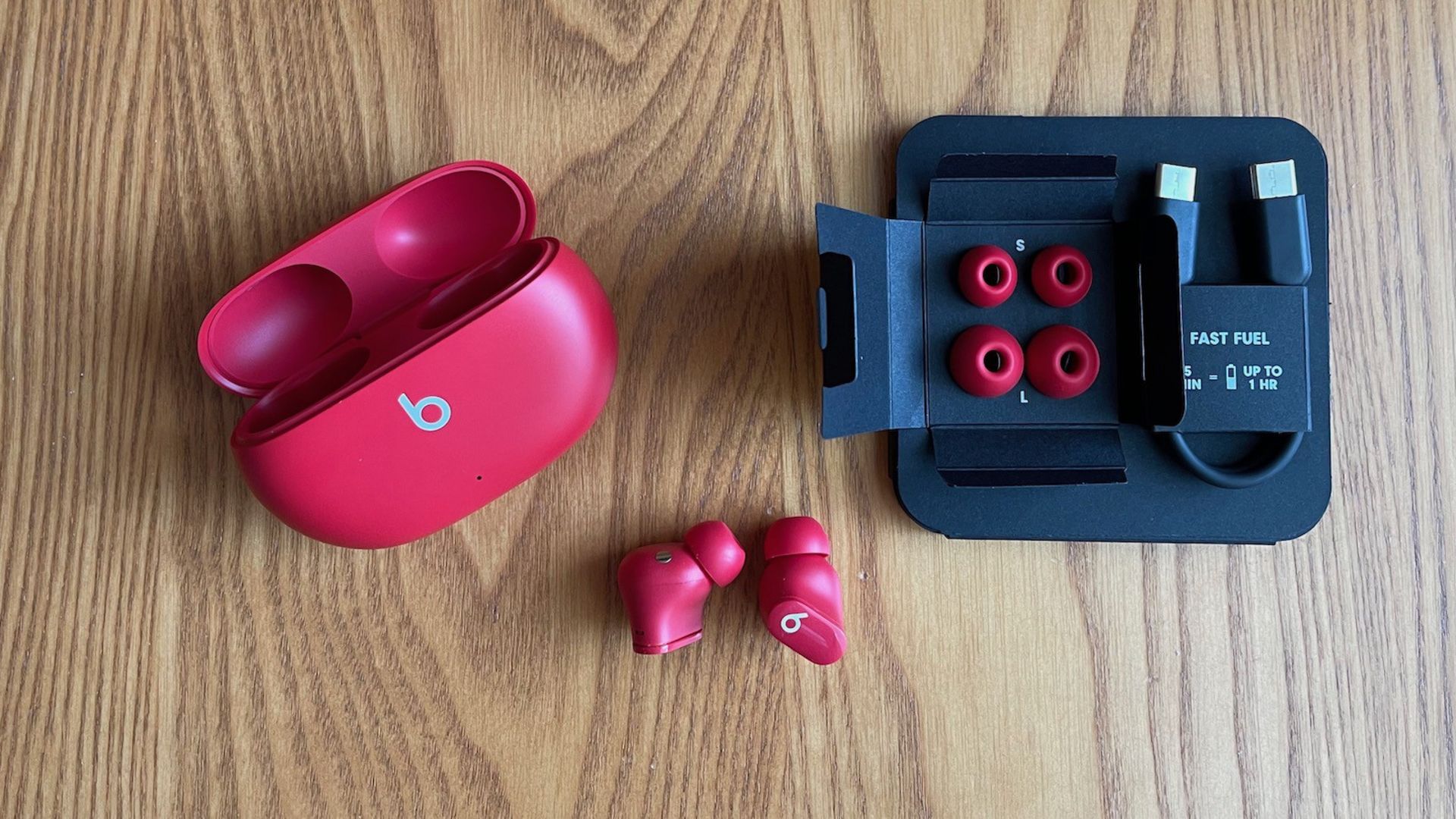 پدهای سیلیکونی هدفون استودیو بادز