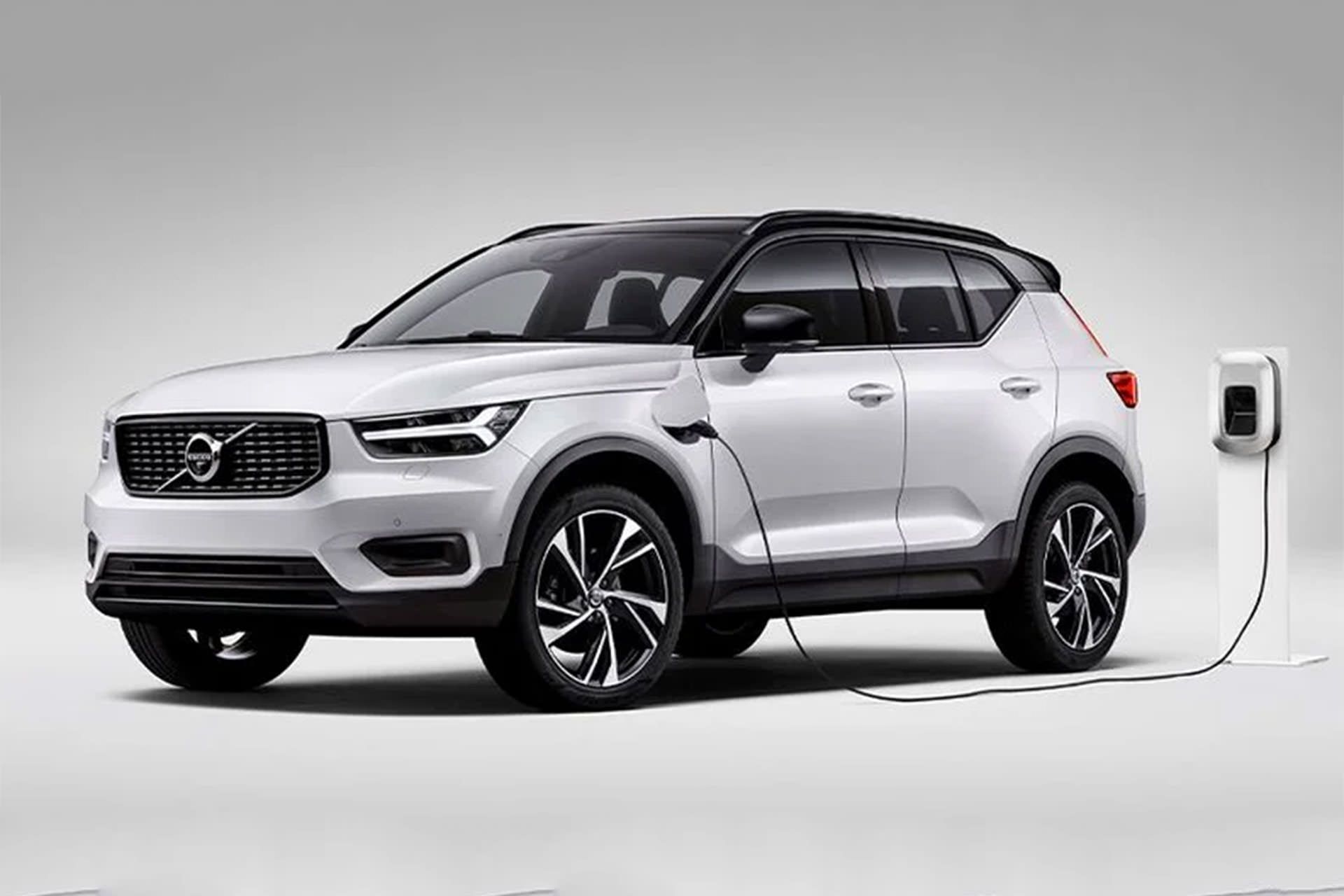 ولوو ایکس سی 40 / Volvo XC40 سفید رنگ