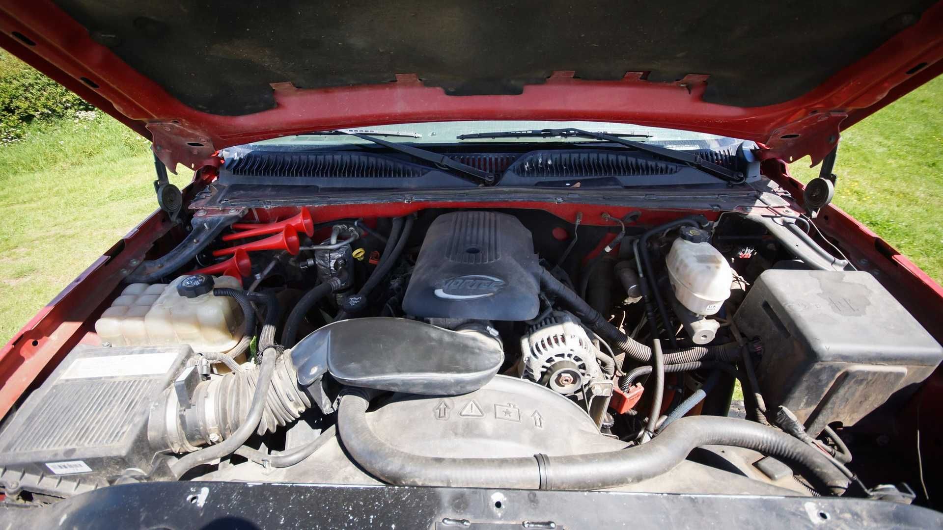 پیشرانه وانت مانستر شورولت سیلورادو / Chevrolet Silverado Monster Truck