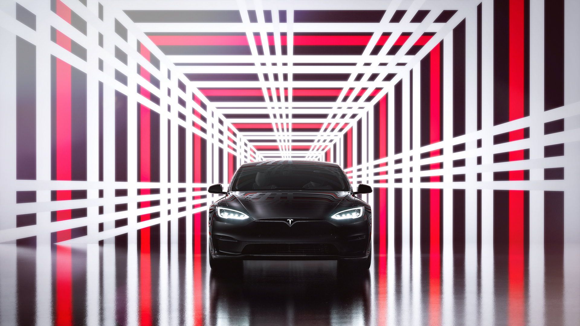 خودروی الکتریکی تسلا مدل اس پلید / Tesla Model S Plaid سیاه رنگ