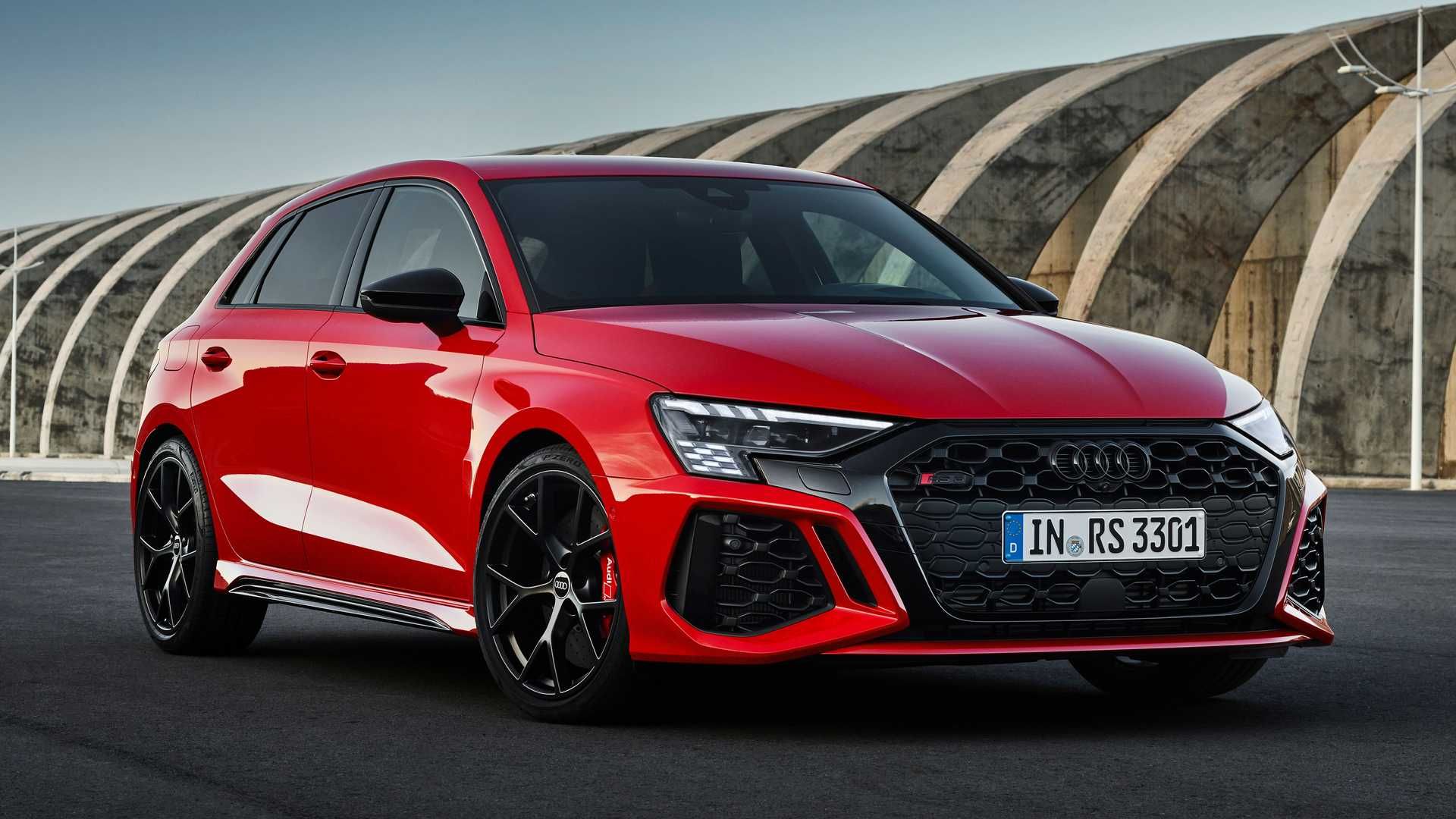 نمای جلو audi rs3 2022 آئودی آراس3 هاچبک