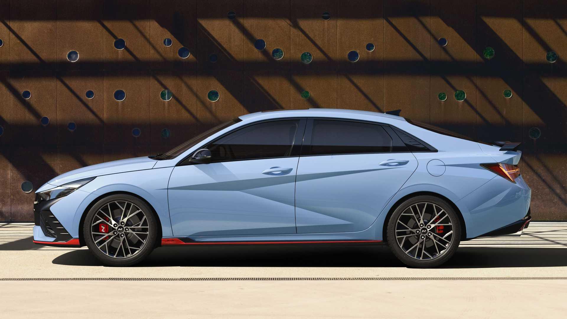 نمای جانبی Hyundai Elantra N هیوندای الانترا 