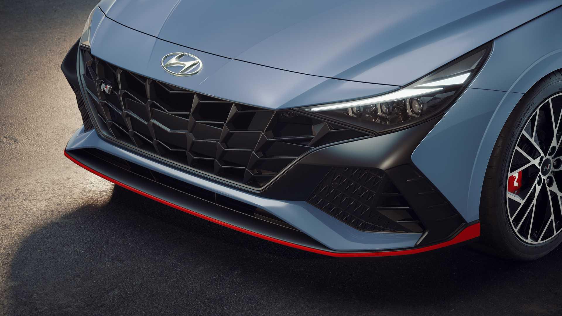 نمای مقابل Hyundai Elantra N هیوندای الانترا 