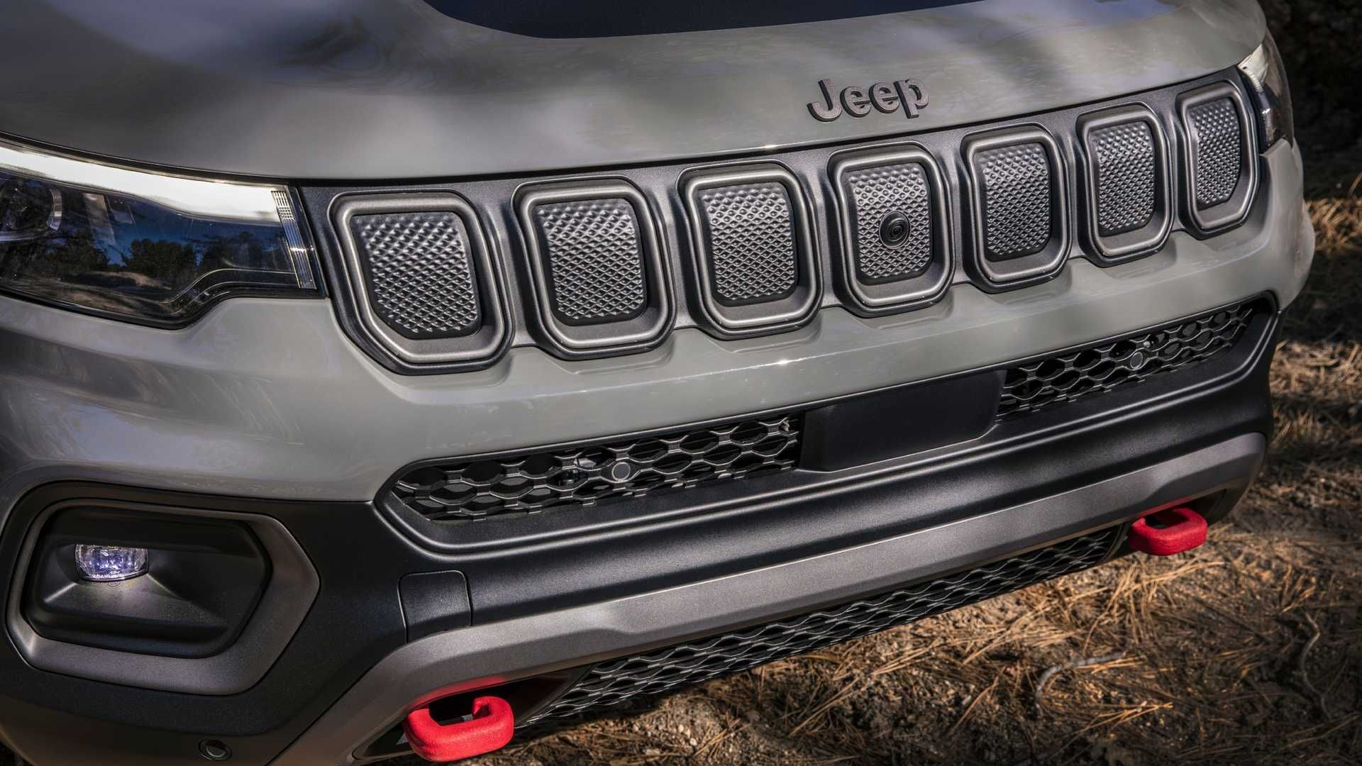 جلوپنجره شاسی بلند جیپ کامپس 2022 / 2022 Jeep Compass SUV