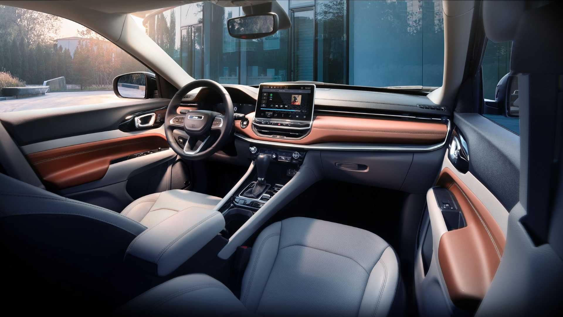 کابین و داشبورد شاسی بلند جیپ کامپس 2022 / 2022 Jeep Compass SUV