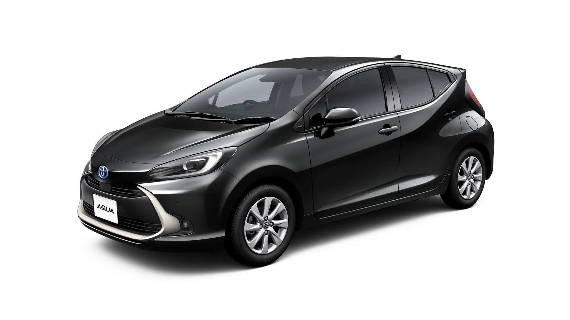 هاچ بک هیبریدی تویوتا آکوا / 2022 Toyota Aqua مشکی رنگ